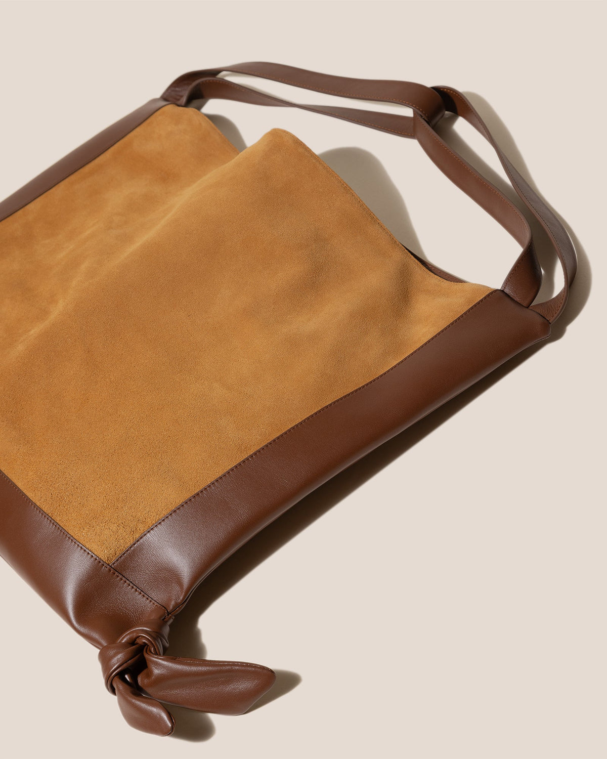 CADOR SUEDE - Slouchy Shoulder Bag | Hereu Women