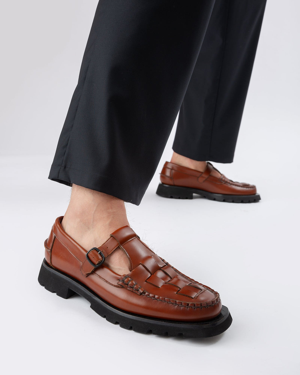 SOLLER SPORT - Tread Sole T-Bar Loafer | Hereu Men