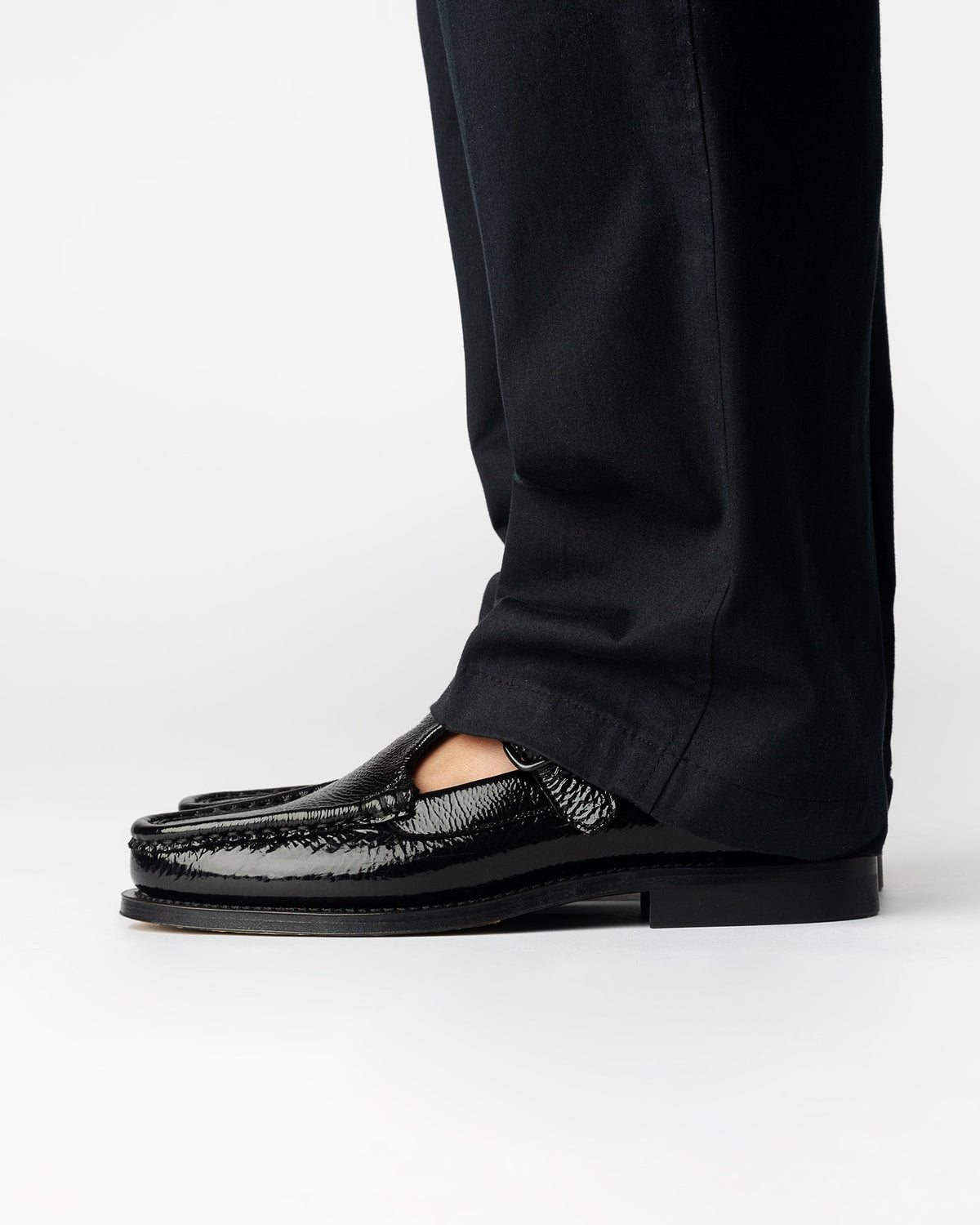 ALBER CRINKLED GLOSSY - T-bar Loafer | Hereu Women