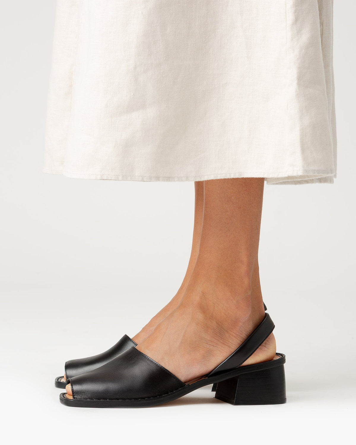ALTET - Abarca Heeled Sandal | Hereu Women
