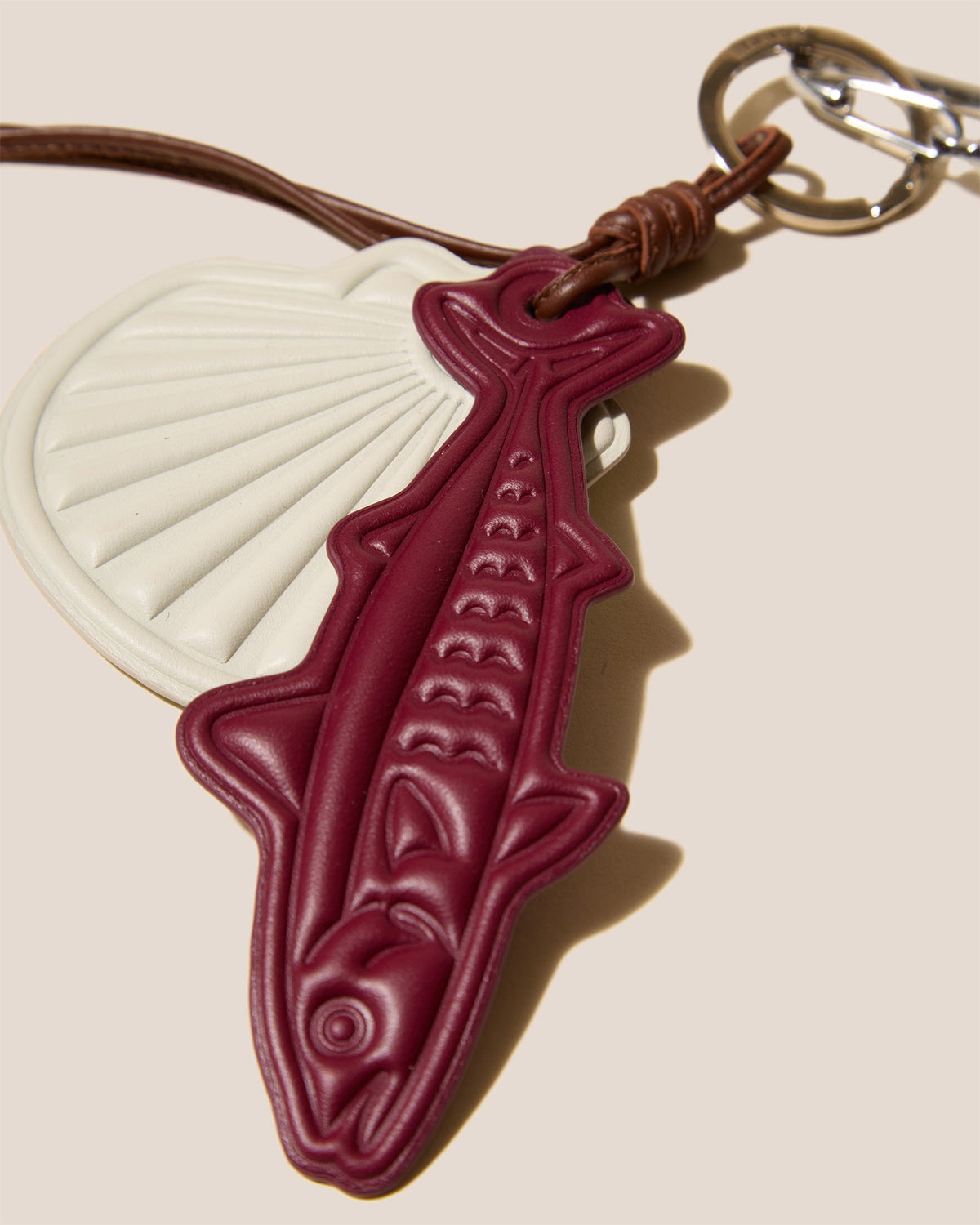LAMAR KEYCHAIN - Embossed Leather Keychain | Hereu Women
