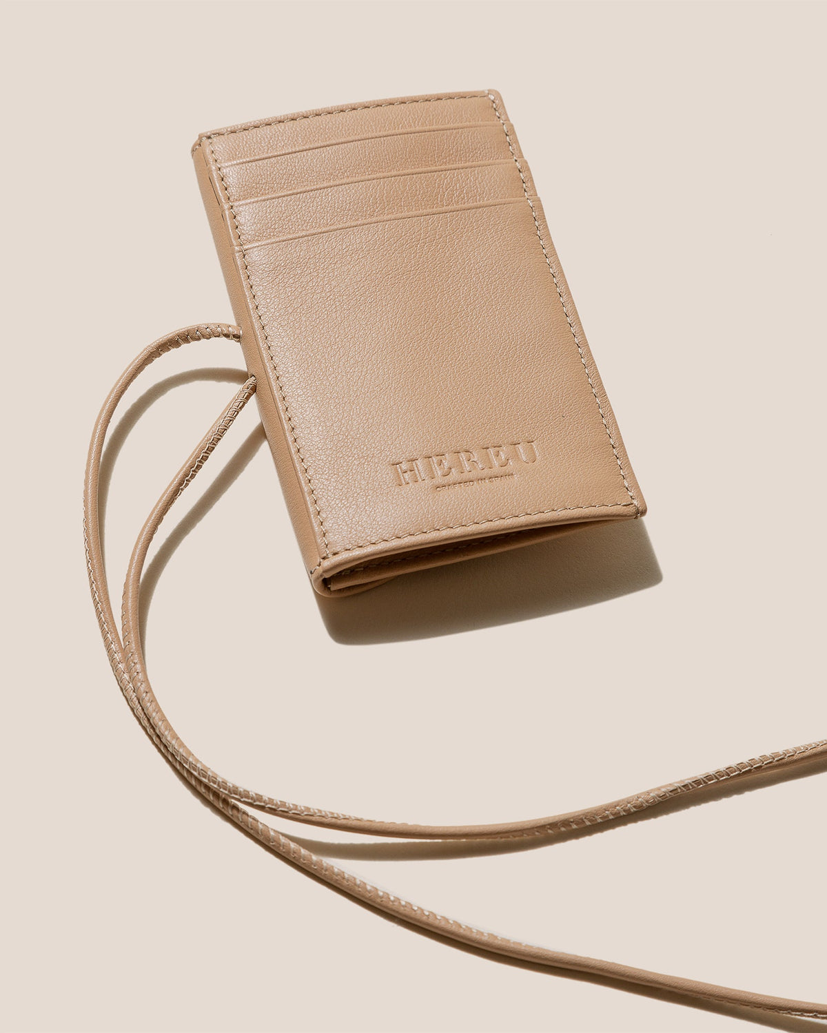 PENJAT - Leather Wallet with Strap | Hereu Women