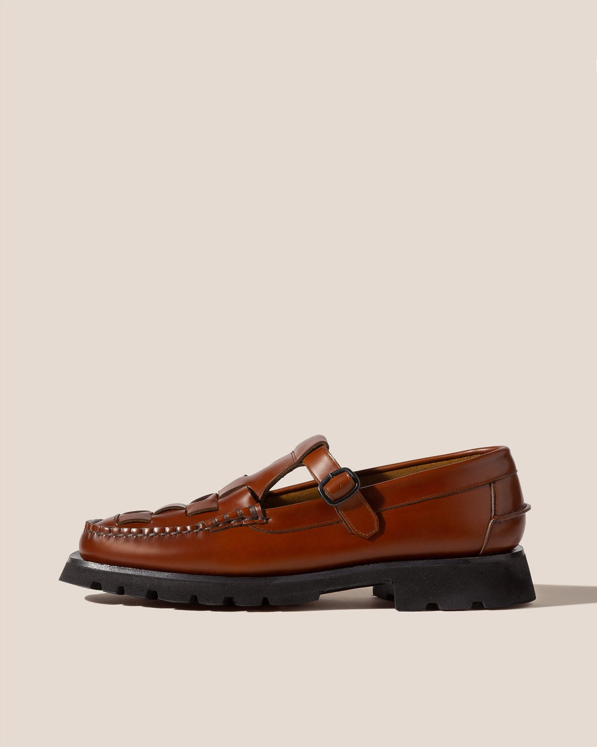 SOLLER SPORT - Tread Sole T-Bar Loafer | Hereu Men
