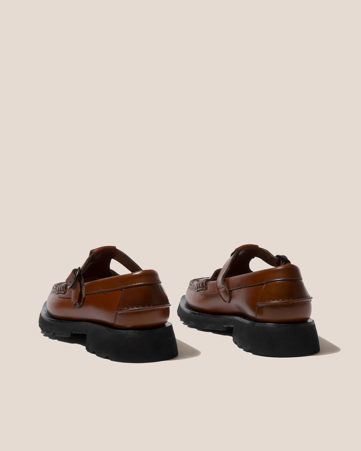 SOLLER SPORT - Tread Sole T-Bar Loafer | Hereu Men
