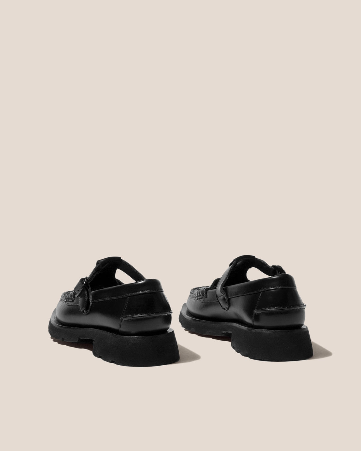 SOLLER SPORT - Tread Sole T-Bar Loafer | Hereu Men