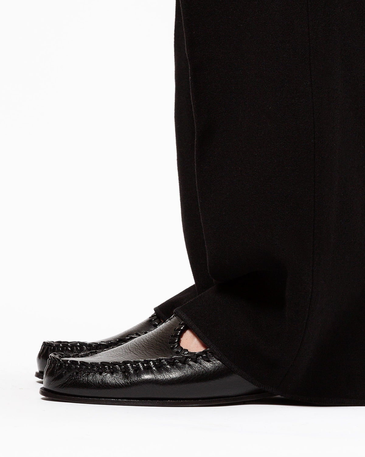 ALCOVER SUPPLE SHINY - Braided Seams T-bar Loafer | Hereu Men