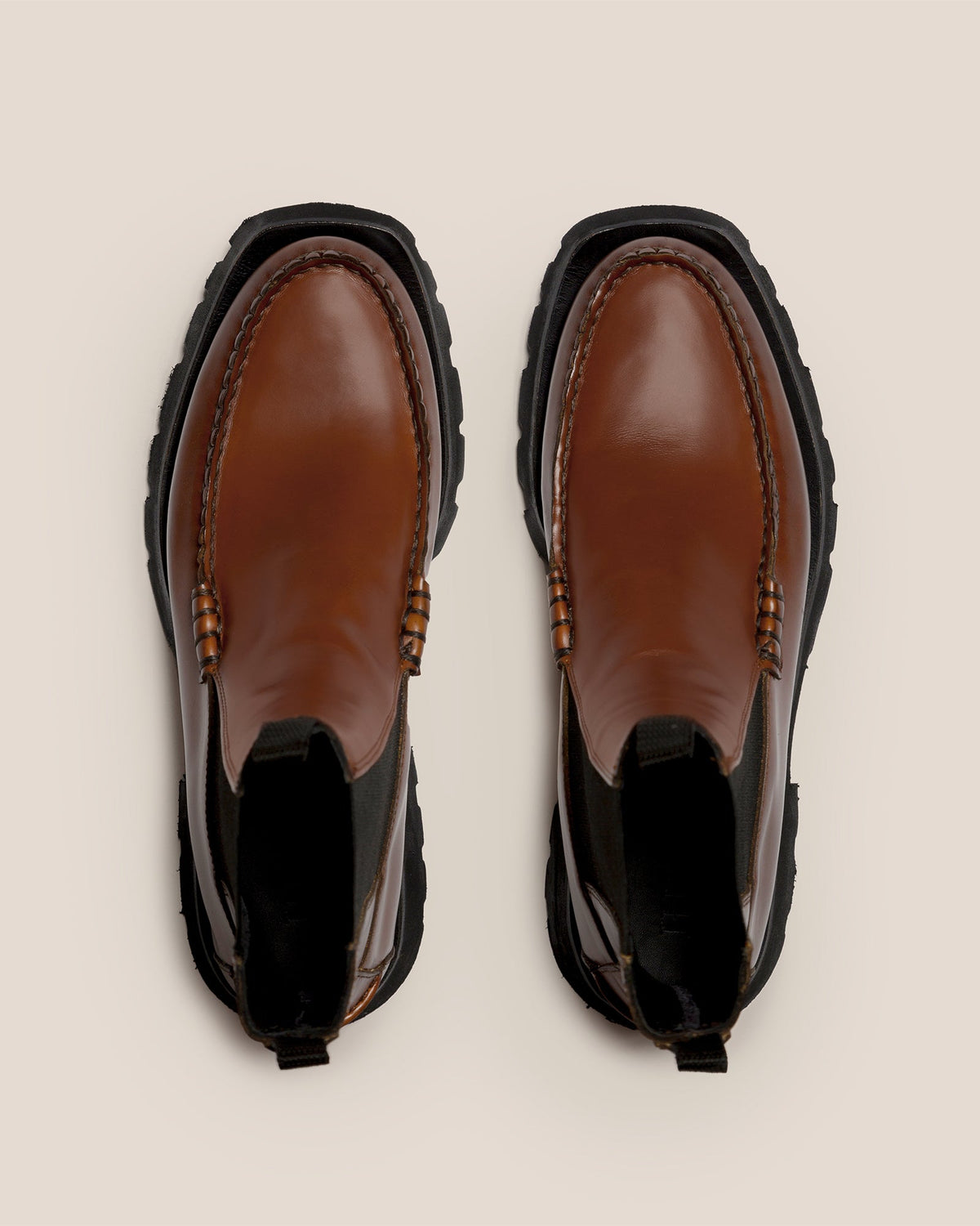 ALDA SPORT - Tread Sole Low-calf Chelsea Boot | Hereu Men