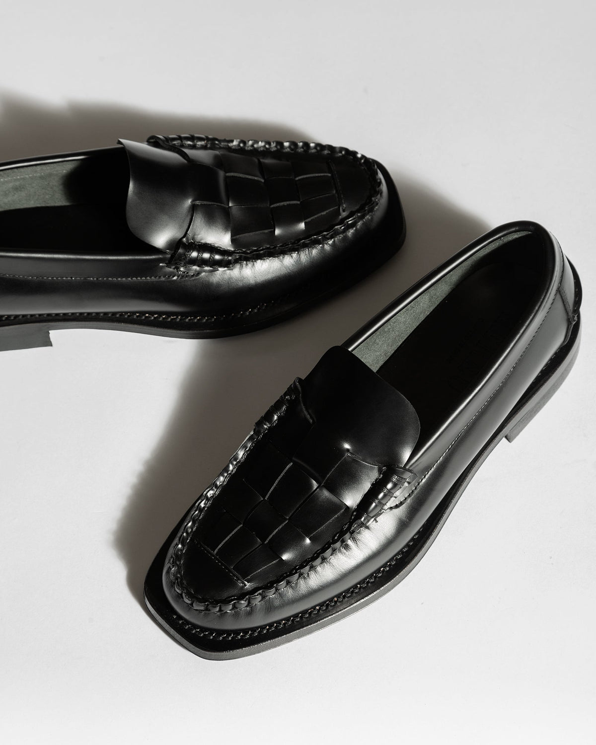 NOMBELA - Interwoven Detail Slip-On Loafer | Hereu Women