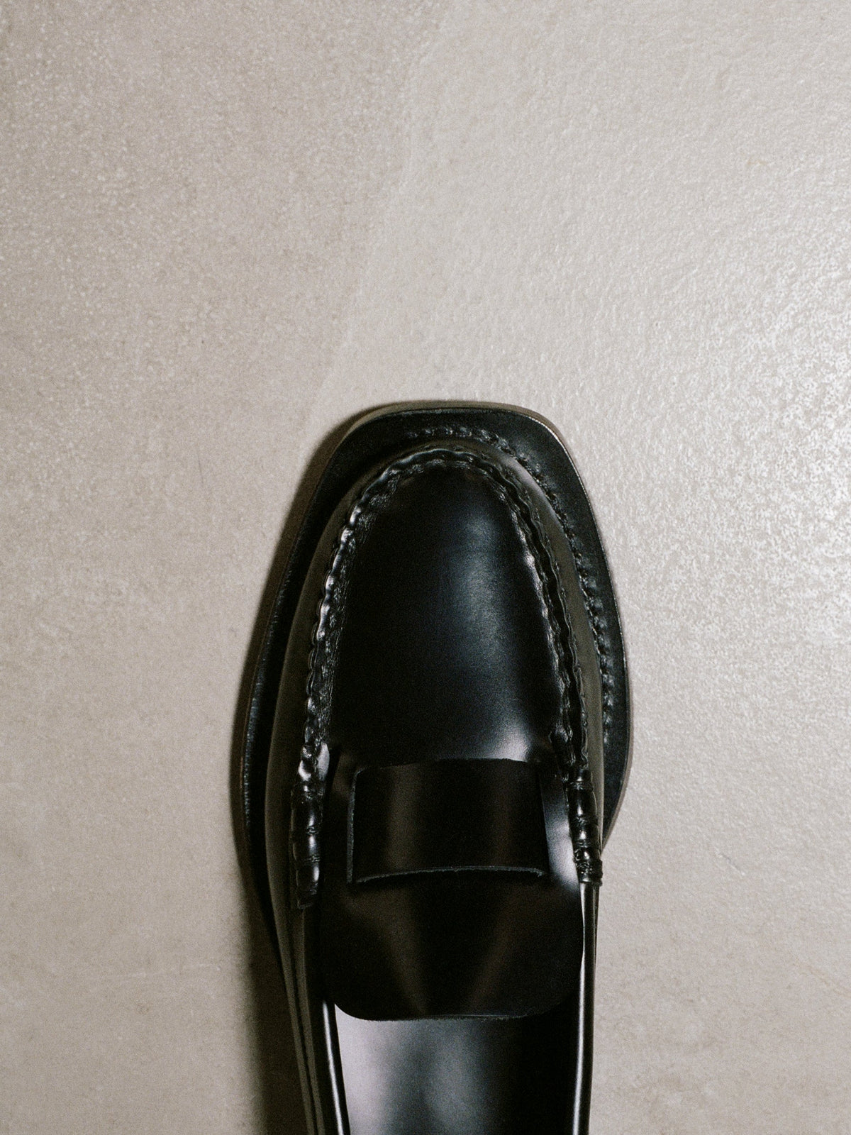 SINEU - Interlaced Detail Slip-On Loafer | Hereu Women