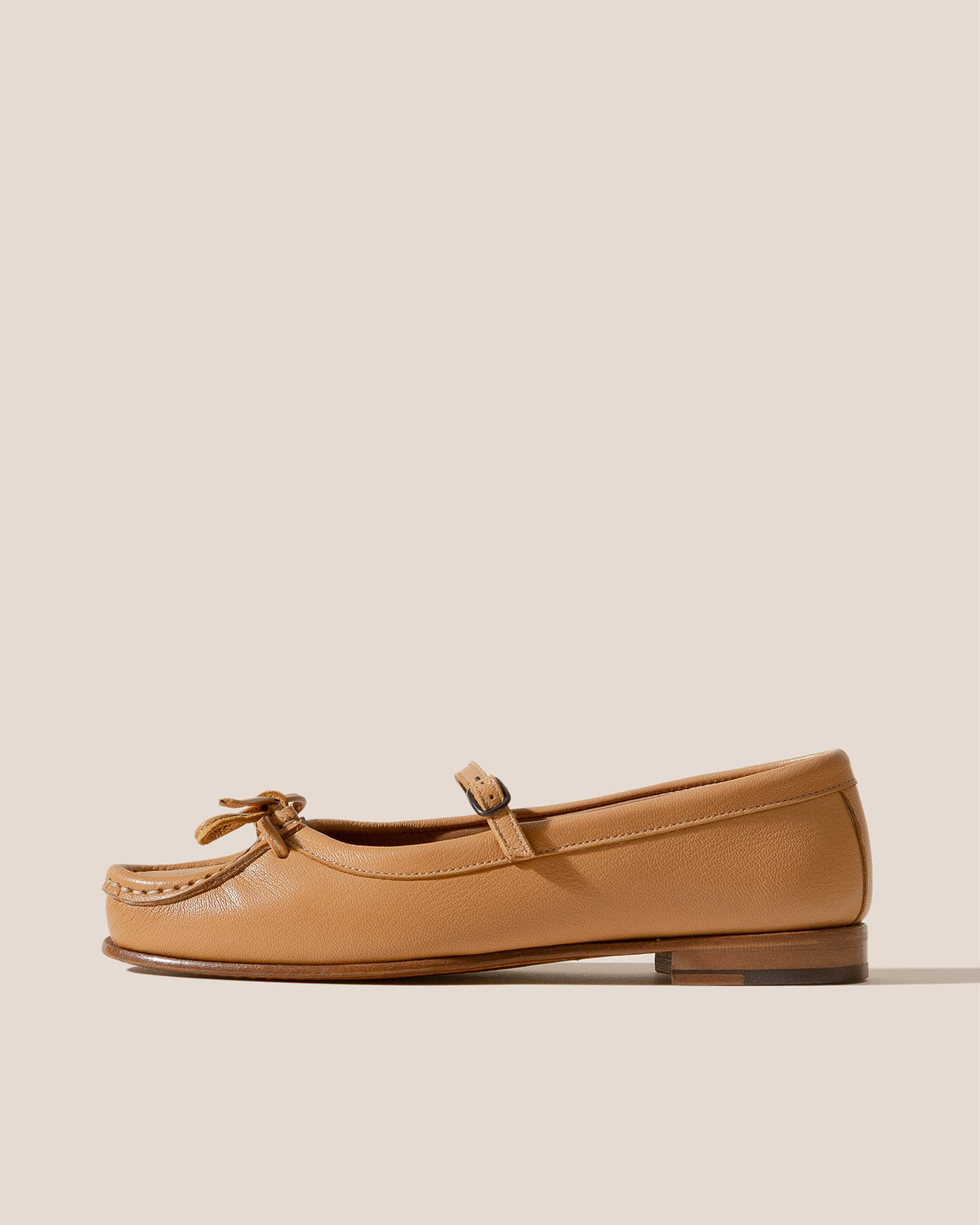 ROSES SUPPLE SHINY - Bound Moccasin Mary Jane | Hereu Women