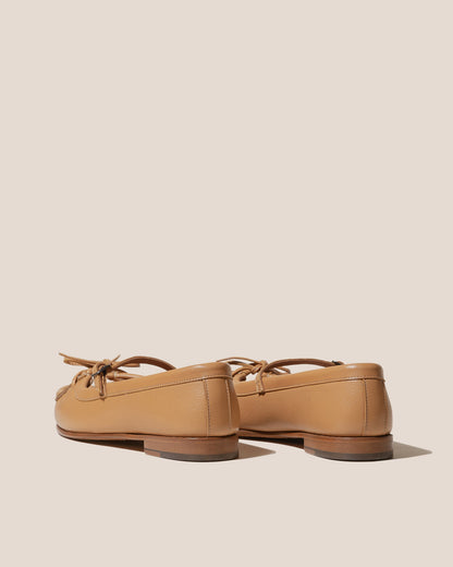 ROSES SUPPLE SHINY - Bound Moccasin Mary Jane | Hereu Women