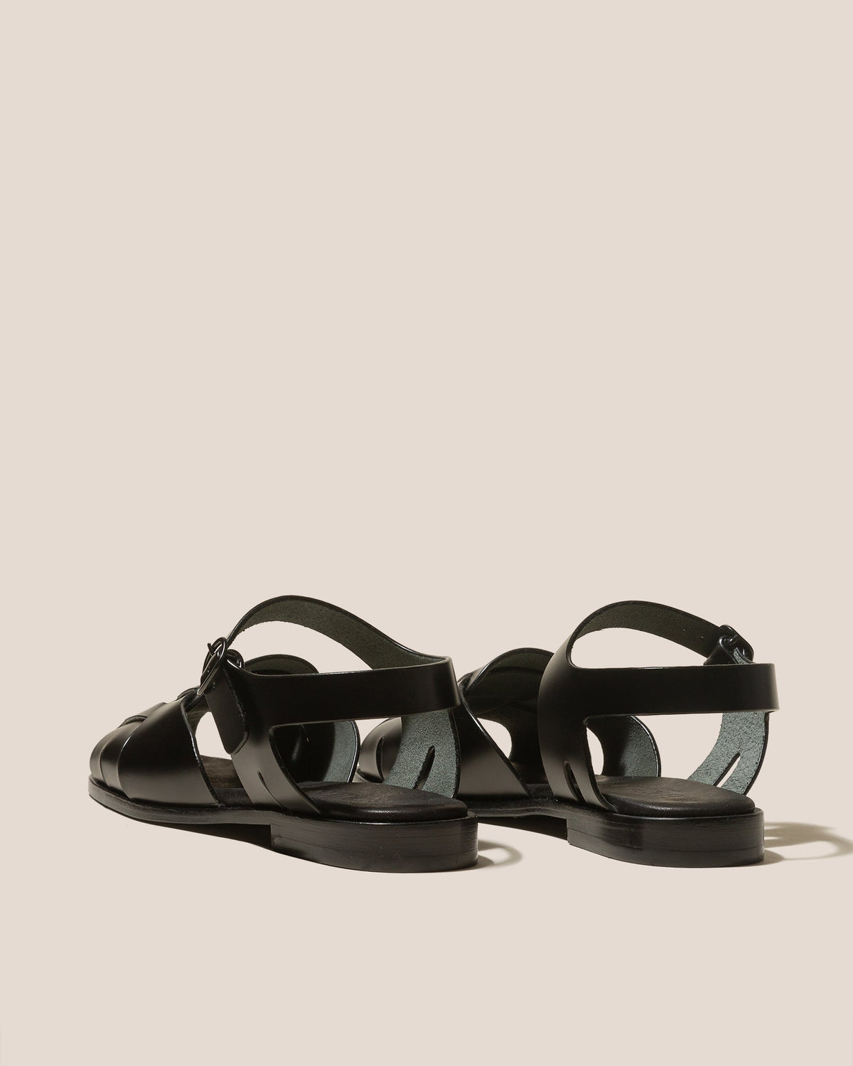 PEDRA - Squared Closed-Toe Fisherman Sandal | Hereu Women